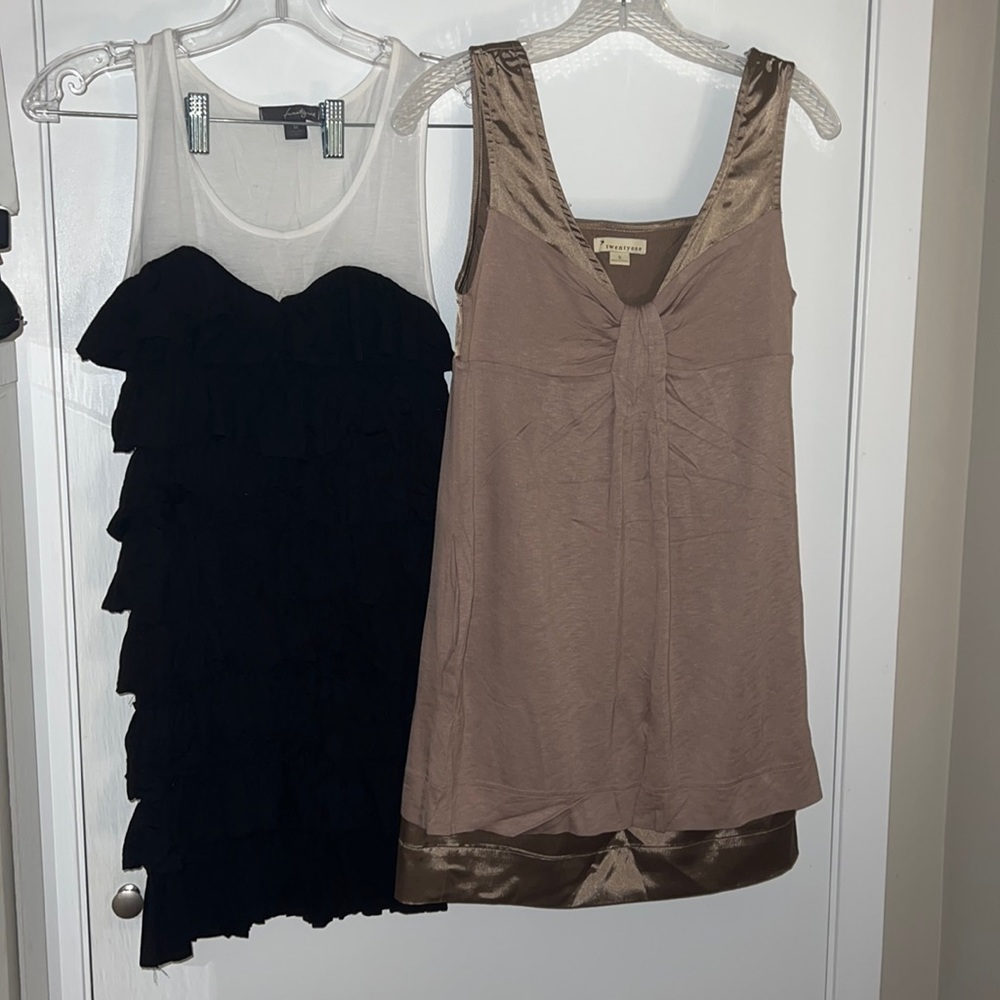 Women’s Forever21 dresses size S and M.